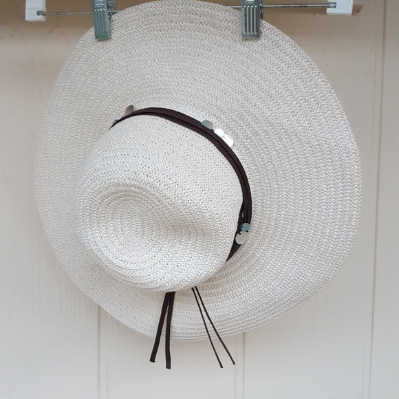 OFF WHITE COLUMBINO BOHO WITH ABALONE DRIP RAFIA PAPER TREE FLOPPY SUMMER HAT - Picture 3 of 9